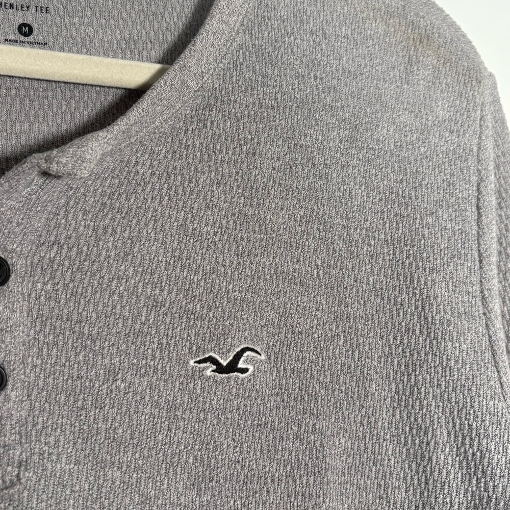 Hollister Henley Long Sleeve Sweatshirt Y2K - Picture 2 of 4